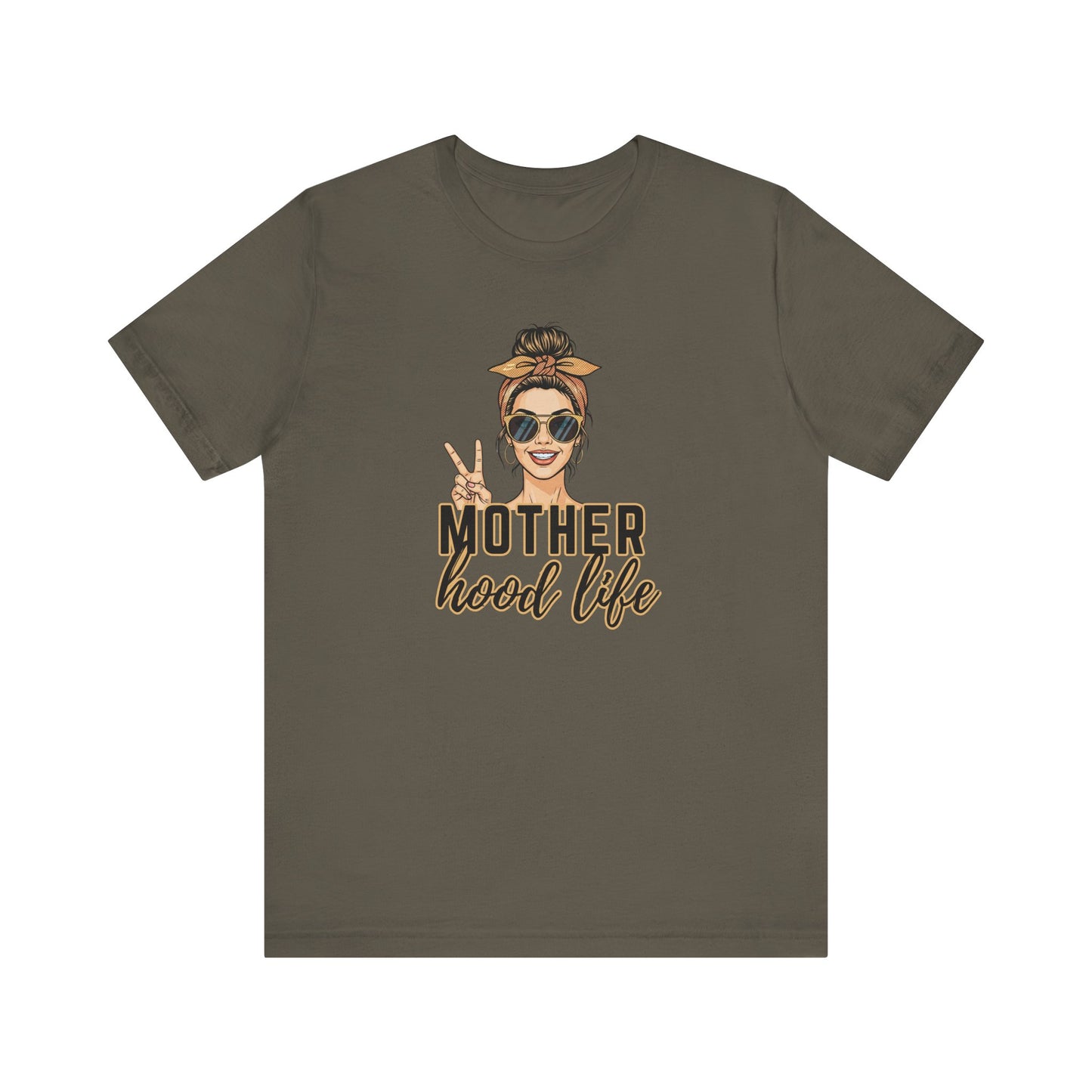 Trendy Motherhood Life T-Shirt – Funny Mom Graphic Tee, Casual Mom Life Shirt with Retro Sunglasses & Peace Sign, Cute Gift for Mothers