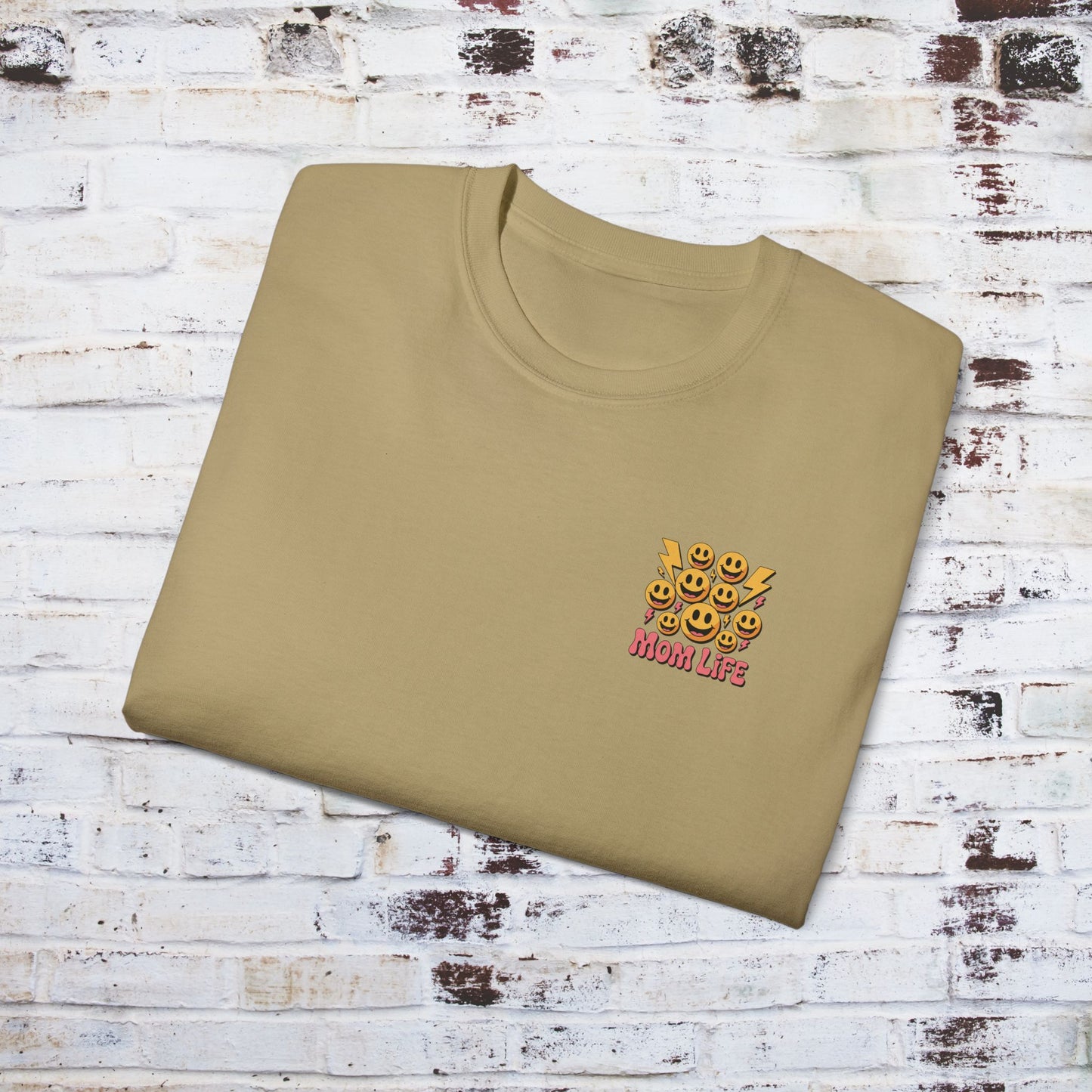 Mom Life Graphic Tee – Unisex Ultra Cotton T-Shirt for Moms