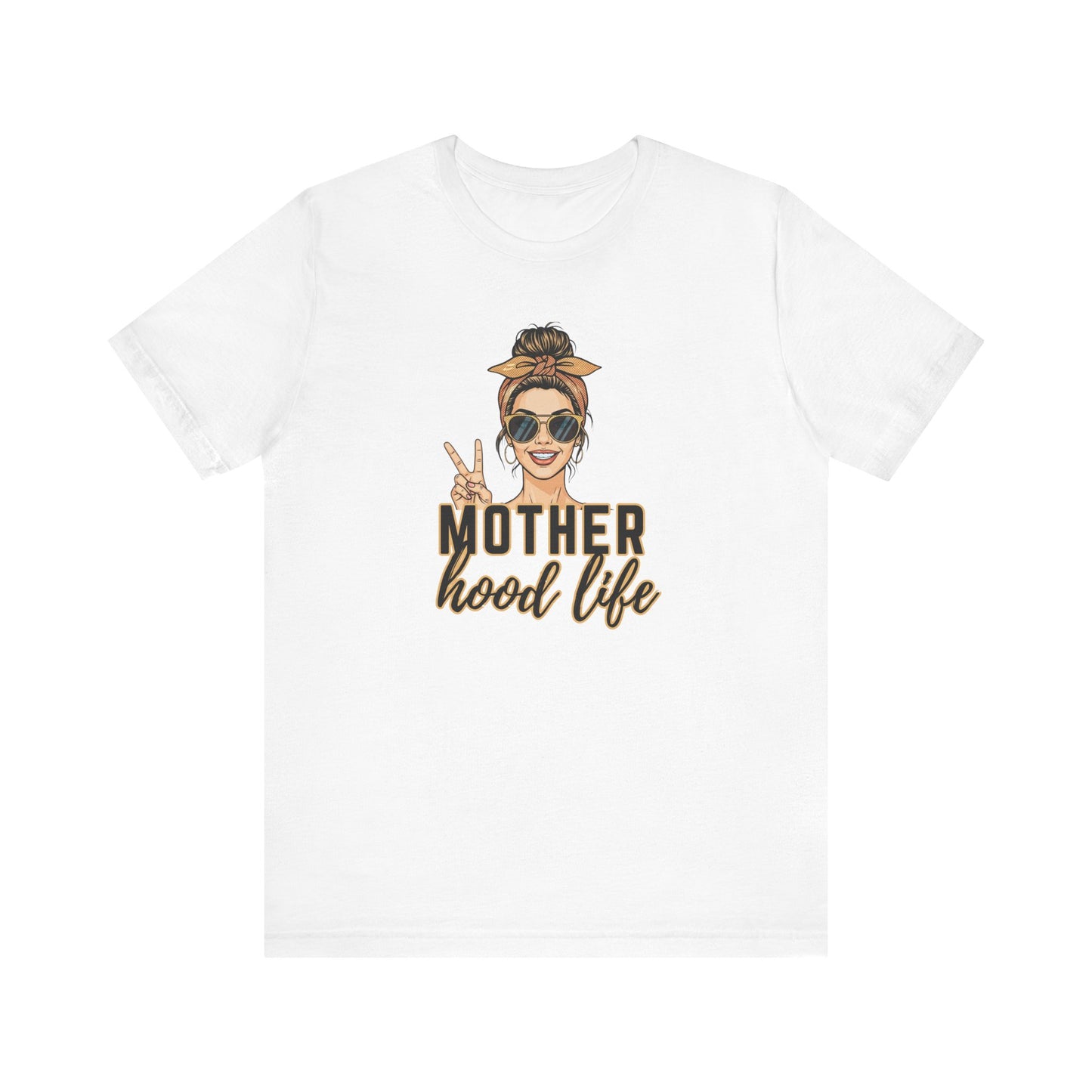 Trendy Motherhood Life T-Shirt – Funny Mom Graphic Tee, Casual Mom Life Shirt with Retro Sunglasses & Peace Sign, Cute Gift for Mothers